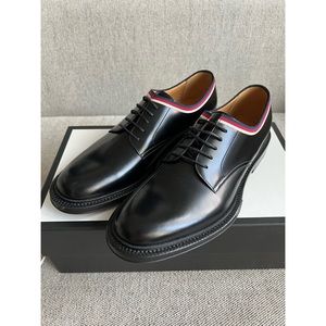 GUCCI Leather lace-up Oxfords